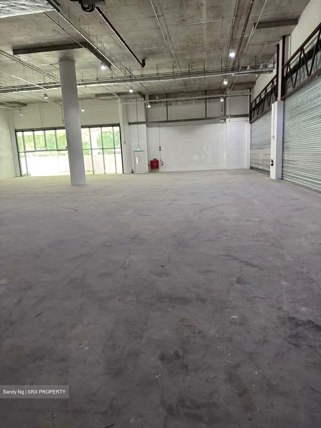 Jurong East MRT (D22), Retail #575695351